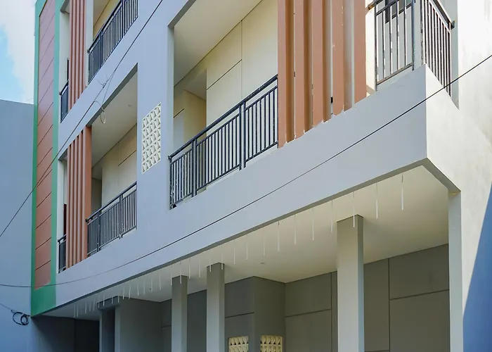 Urbanview Hotel Aloevera Pontianak
