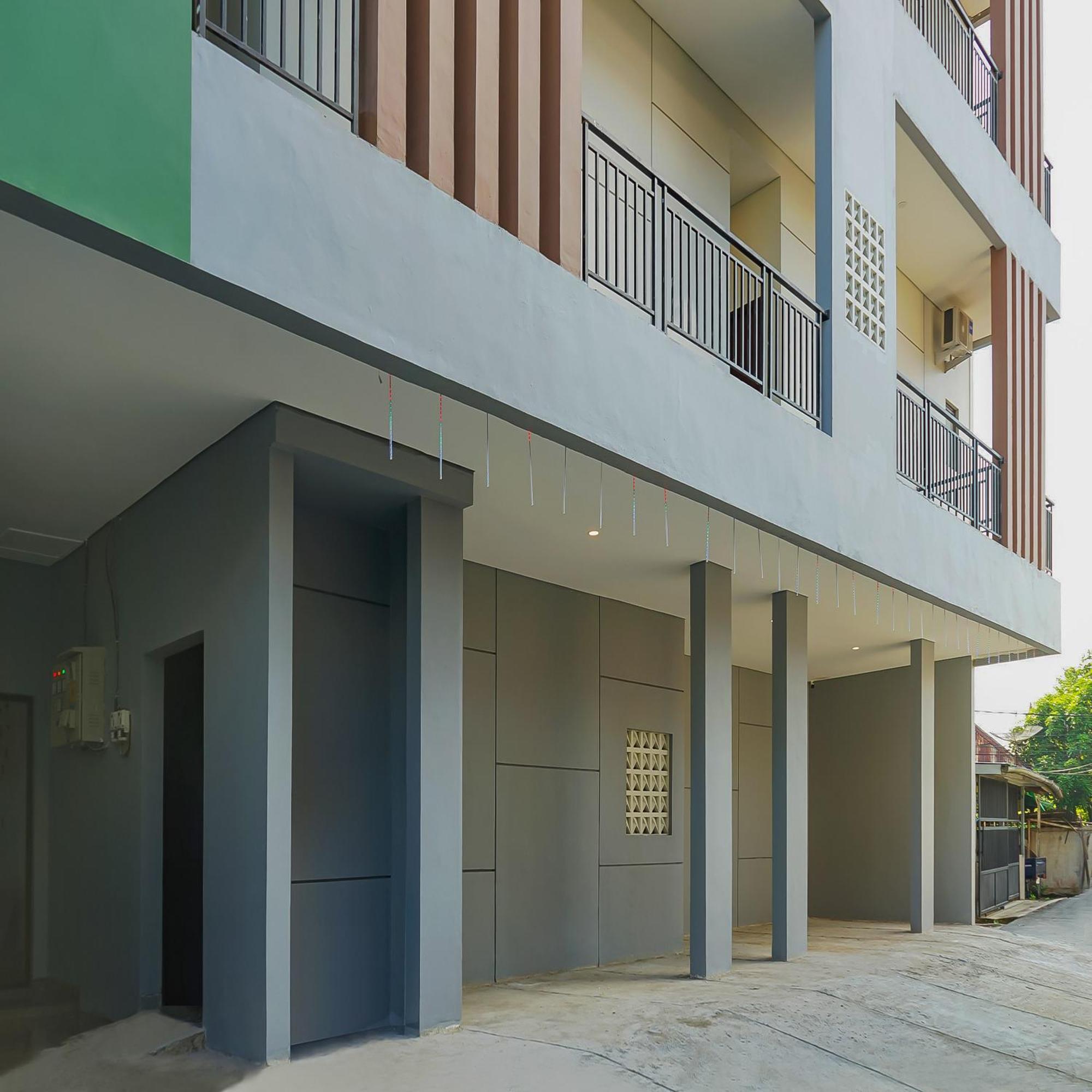 Urbanview Aloevera Hotel Pontianak