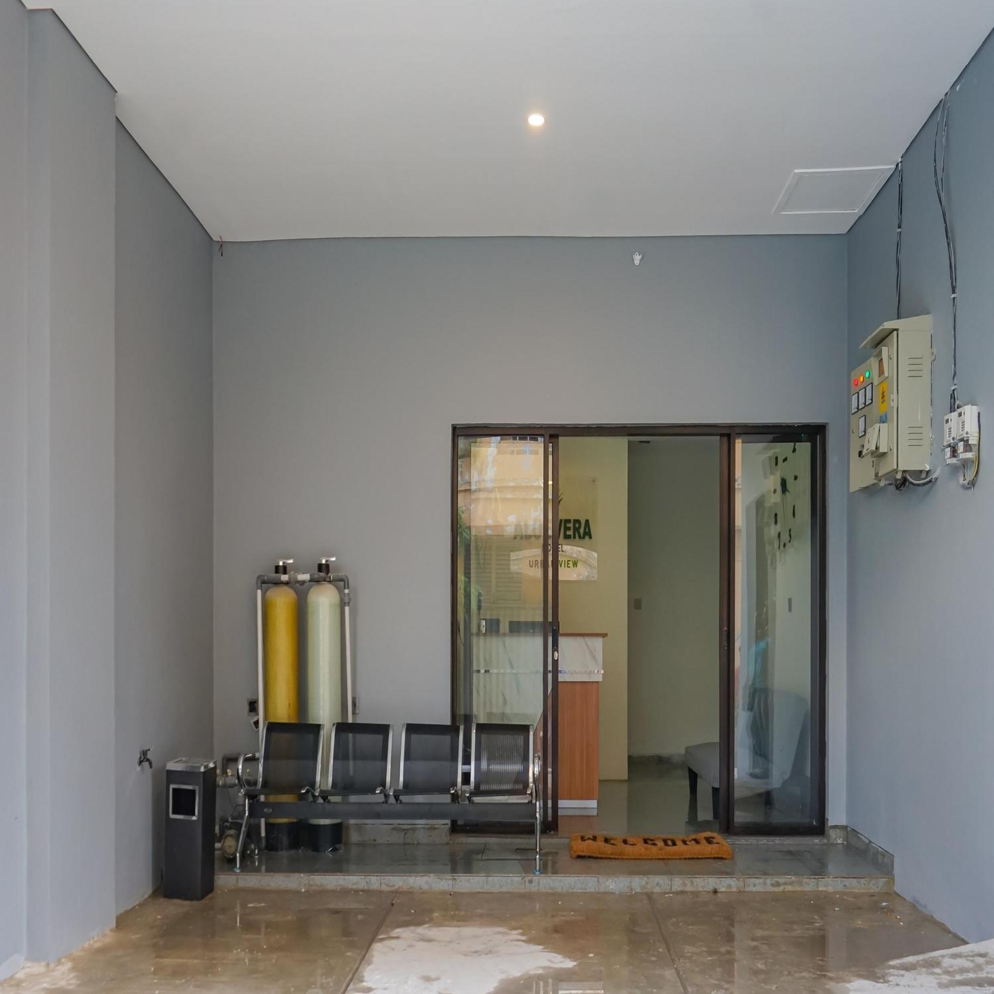 Hotel Urbanview Aloevera